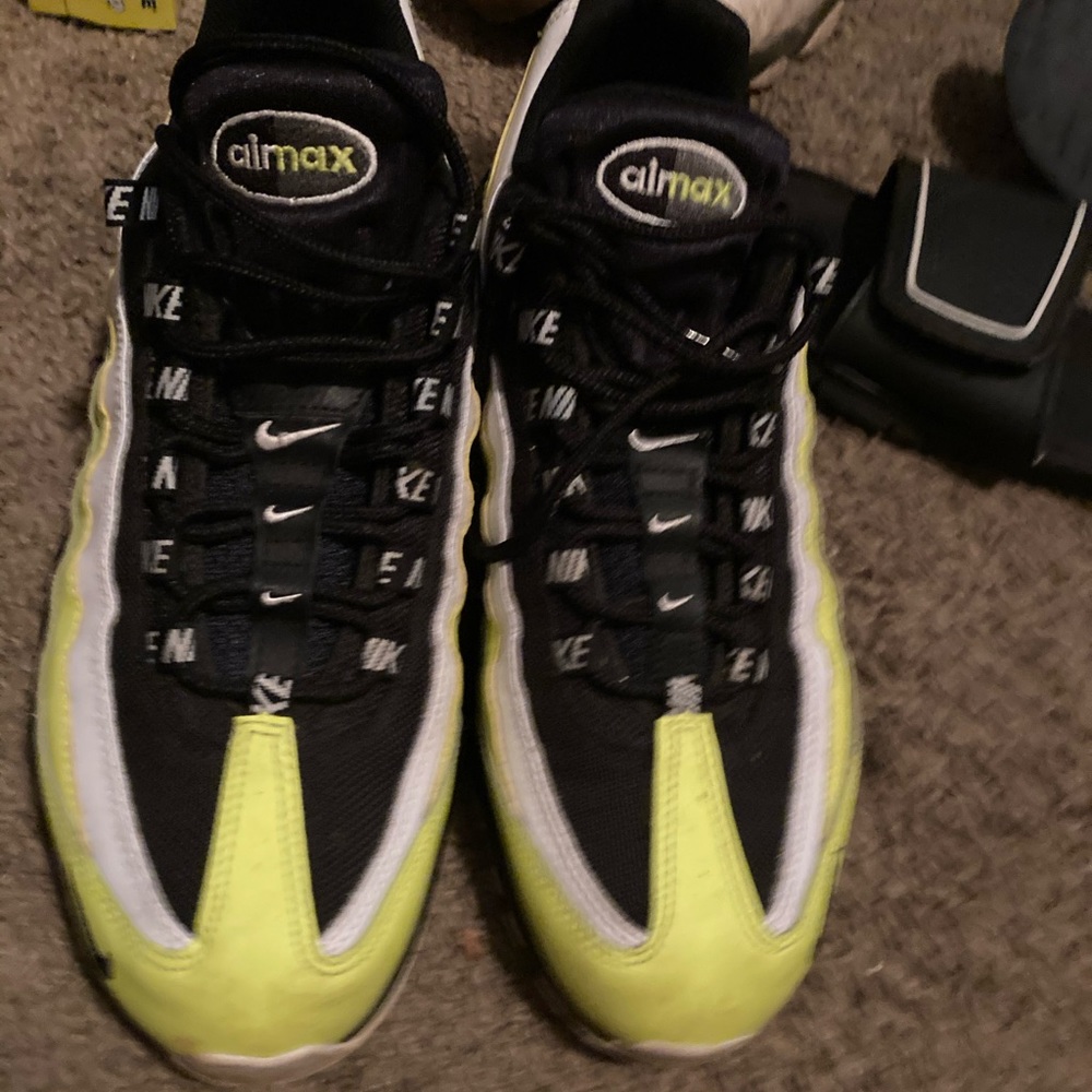 Lime green Nike air max